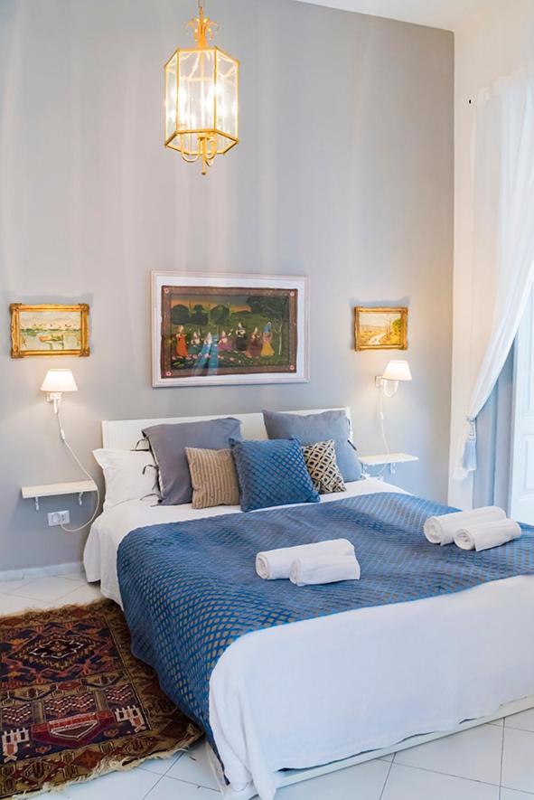 La Casa Napoletana Bed & Breakfast Napoli Bagian luar foto