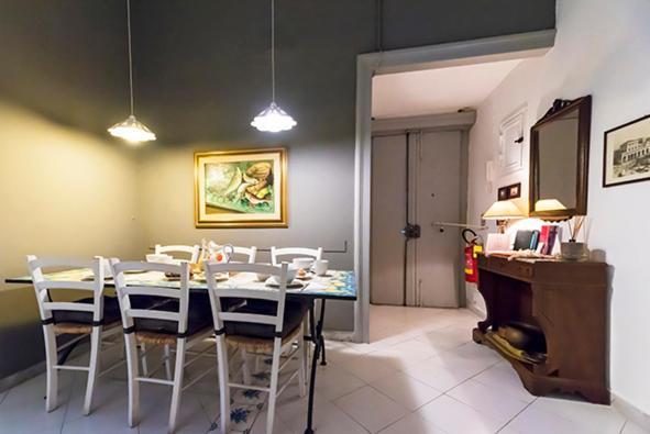 La Casa Napoletana Bed & Breakfast Napoli Bagian luar foto