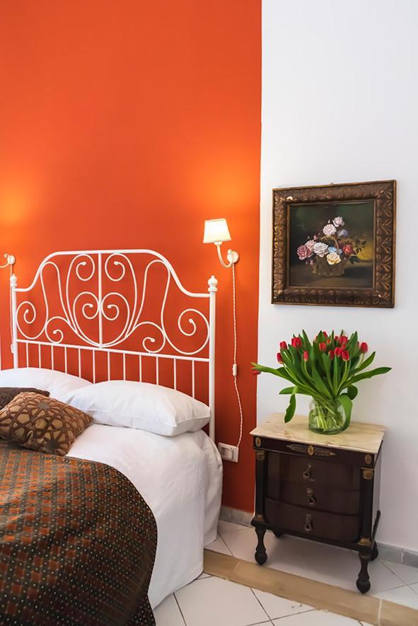 La Casa Napoletana Bed & Breakfast Napoli Bagian luar foto