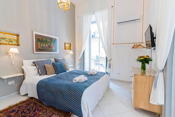 La Casa Napoletana Bed & Breakfast Napoli Bagian luar foto